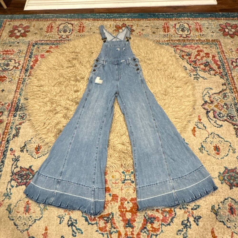 Show me your Mumu wide leg flare overalls size small - Picture 2 of 8